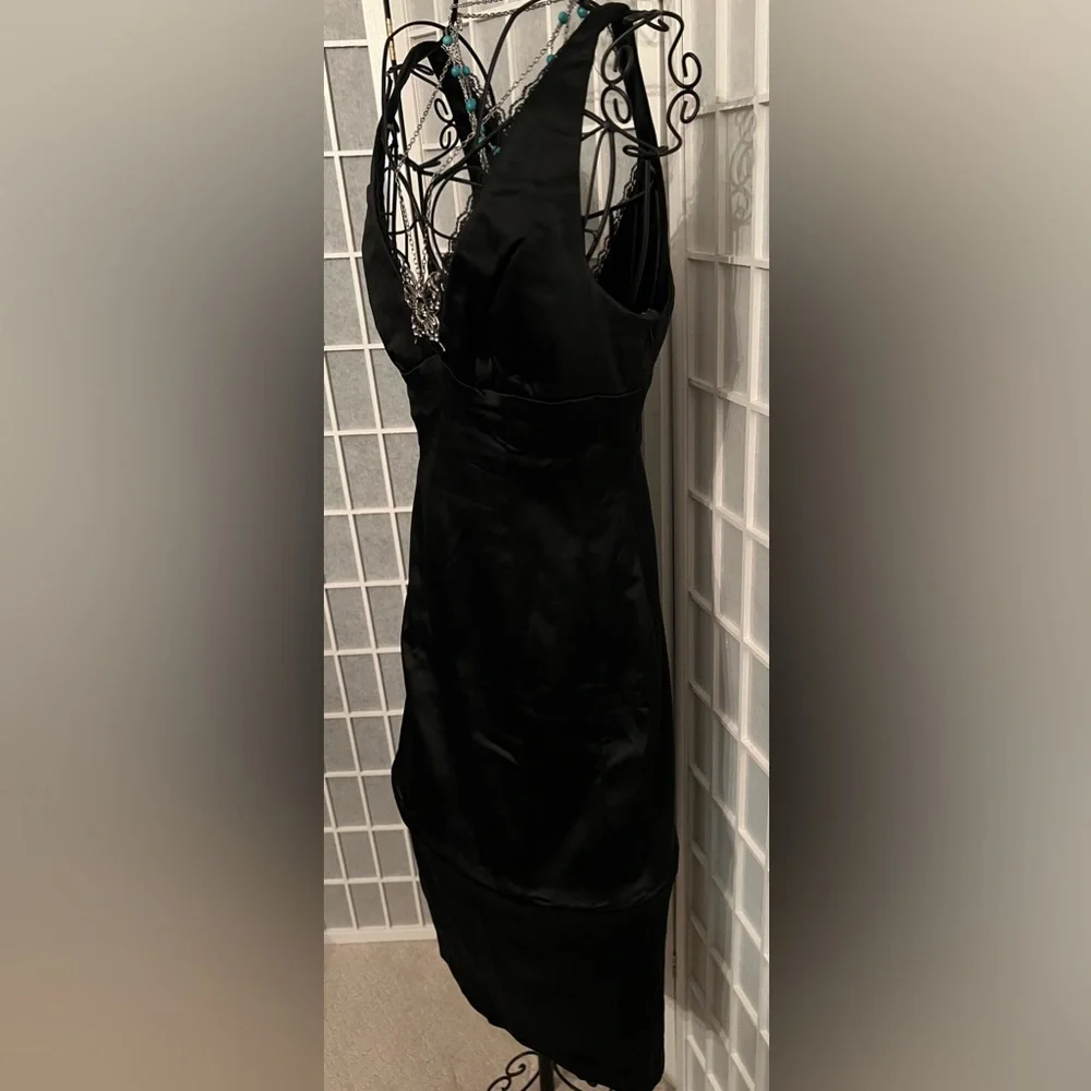 BEBE Slim Sexy V Neck Satin Midi Dress NWT - Picture 5 of 12